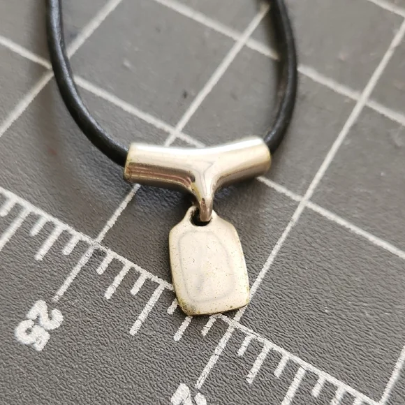 Lia Sophia Black and Silver Necklace - Picture 2 of 3